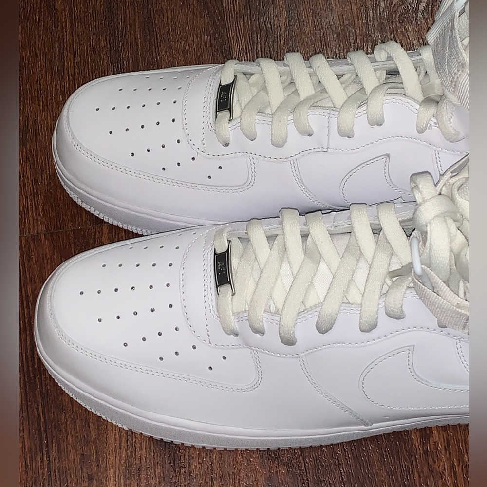 Nike size 16 shoe - Picture 4 of 15